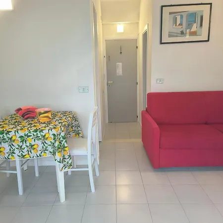 Apartment Sul Mare Con Posto Auto E Terrazzo Marcelli